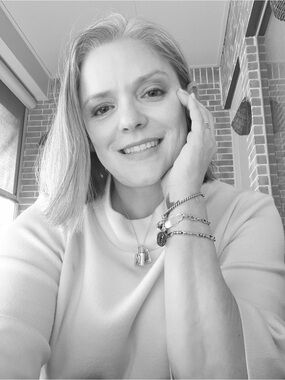 Meet your Posher, Monica
